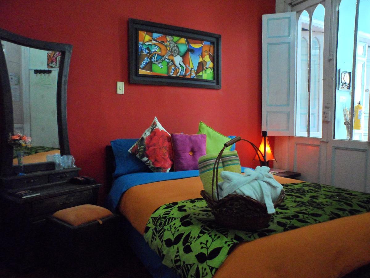 Zohar Hostel Bogotá Dış mekan fotoğraf